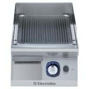 Electrolux ELCO 700 Series Freestanding Gas Fry Top – 400mm Ribbed